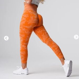 NVGTN Burnt Orange Camo Seamless Legging, XL
